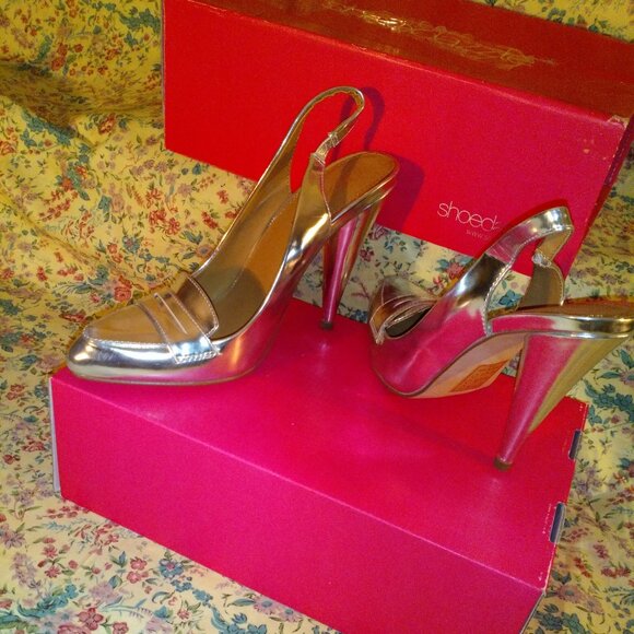 Shoedazzle Shoes pump Slingback Silver metallic Sz 8 *New in box - Picture 4 of 8